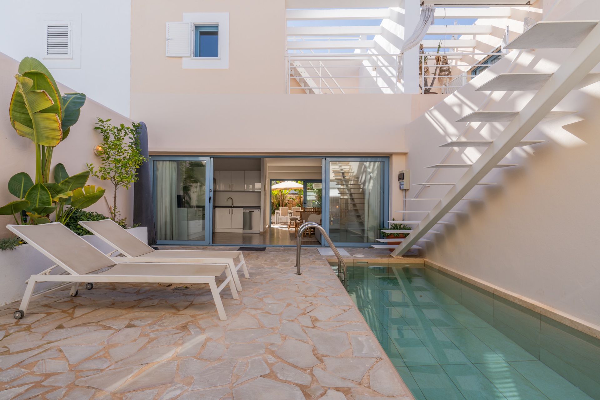 Resa Estates Ibiza sale ted koop Cala Tarida patio townhouse patio.JPG